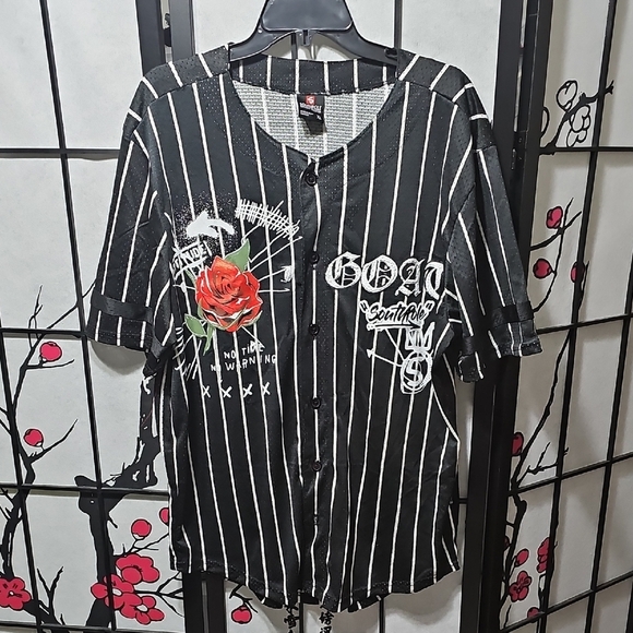 Southpole GOAT Black and White Pinstripe Graphic Button-Up Jersey XL - Picture 1 of 7